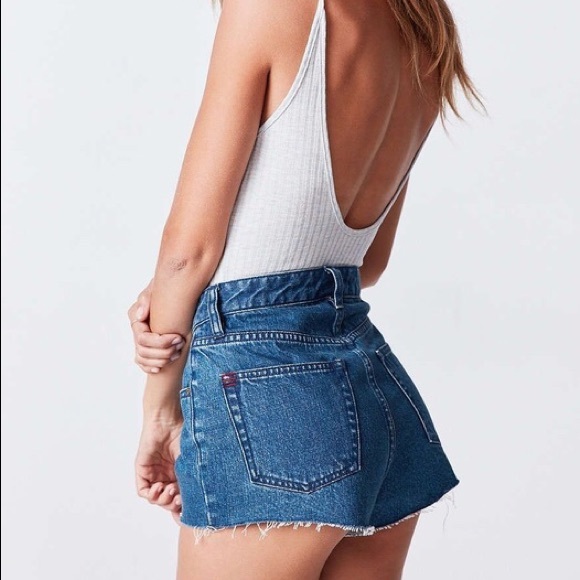 BDG High rise jean shorts. - Picture 3 of 6